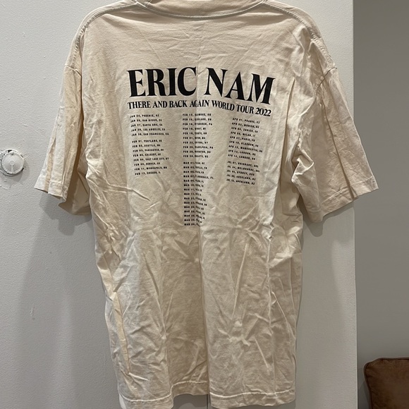 Eric nam there and back again tour shirt, new, size M (wrinkly due to storage) - Picture 4 of 5